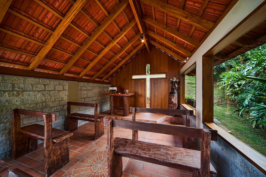 Pousada Dos Pinhos Hotell Pedra Azul  Eksteriør bilde