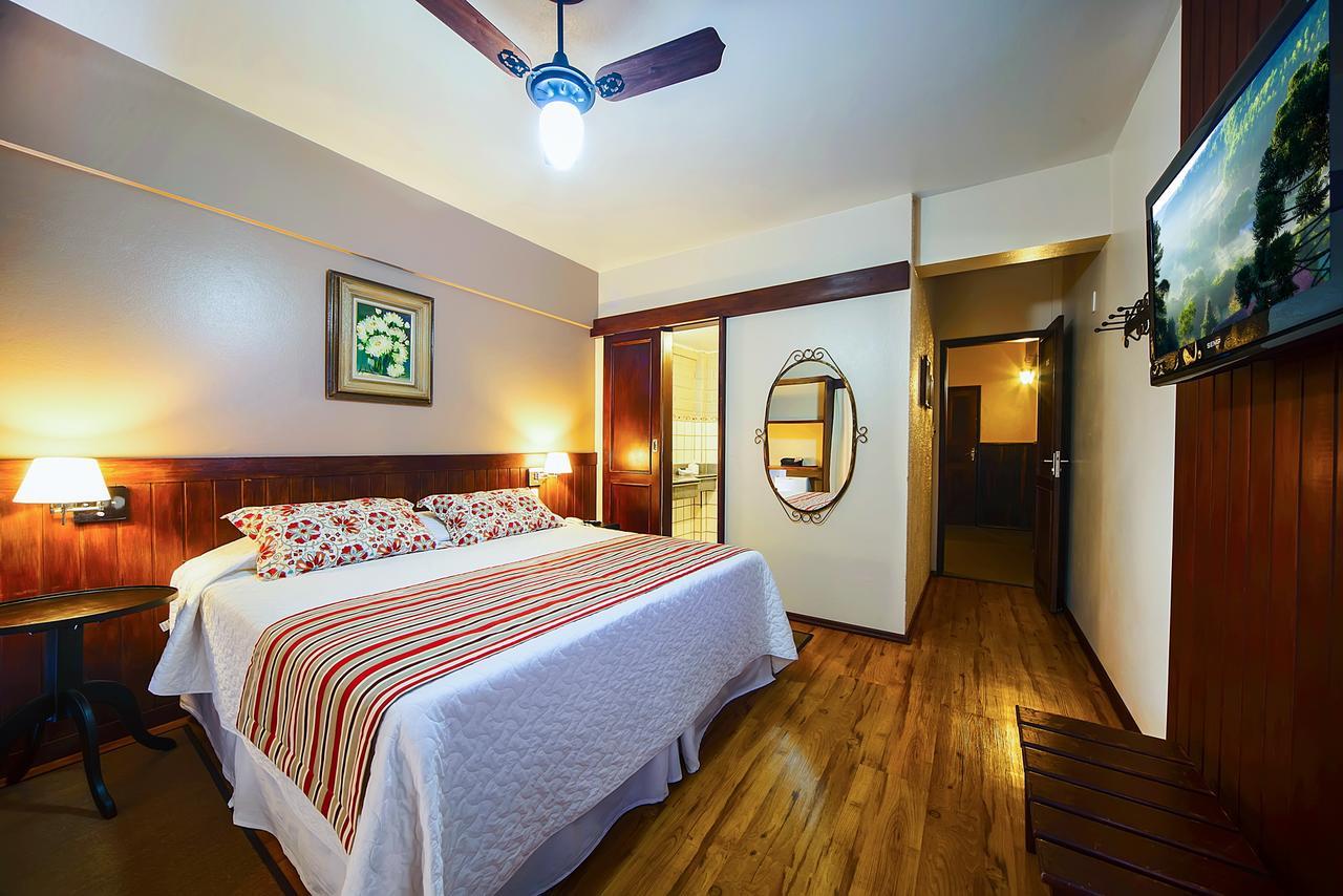 Pousada Dos Pinhos Hotell Pedra Azul  Eksteriør bilde